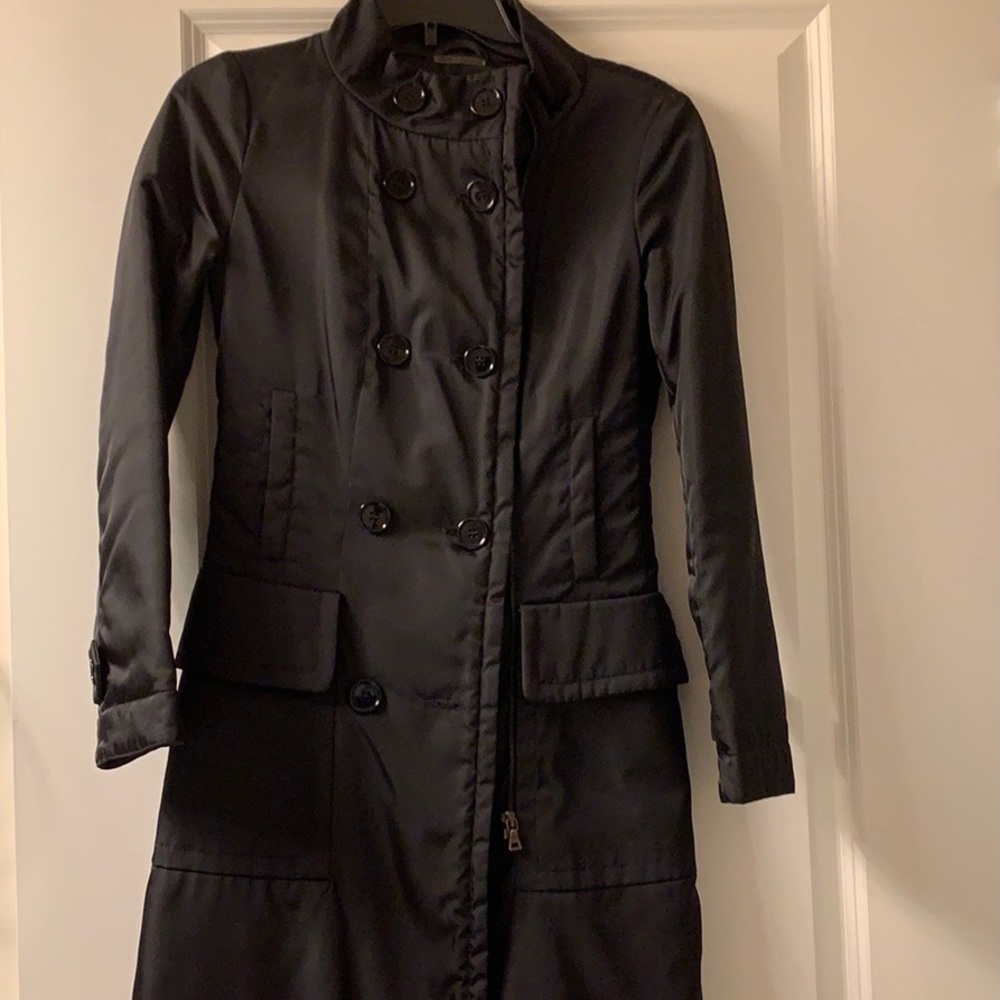 PRADA women’s coat. Size 38.